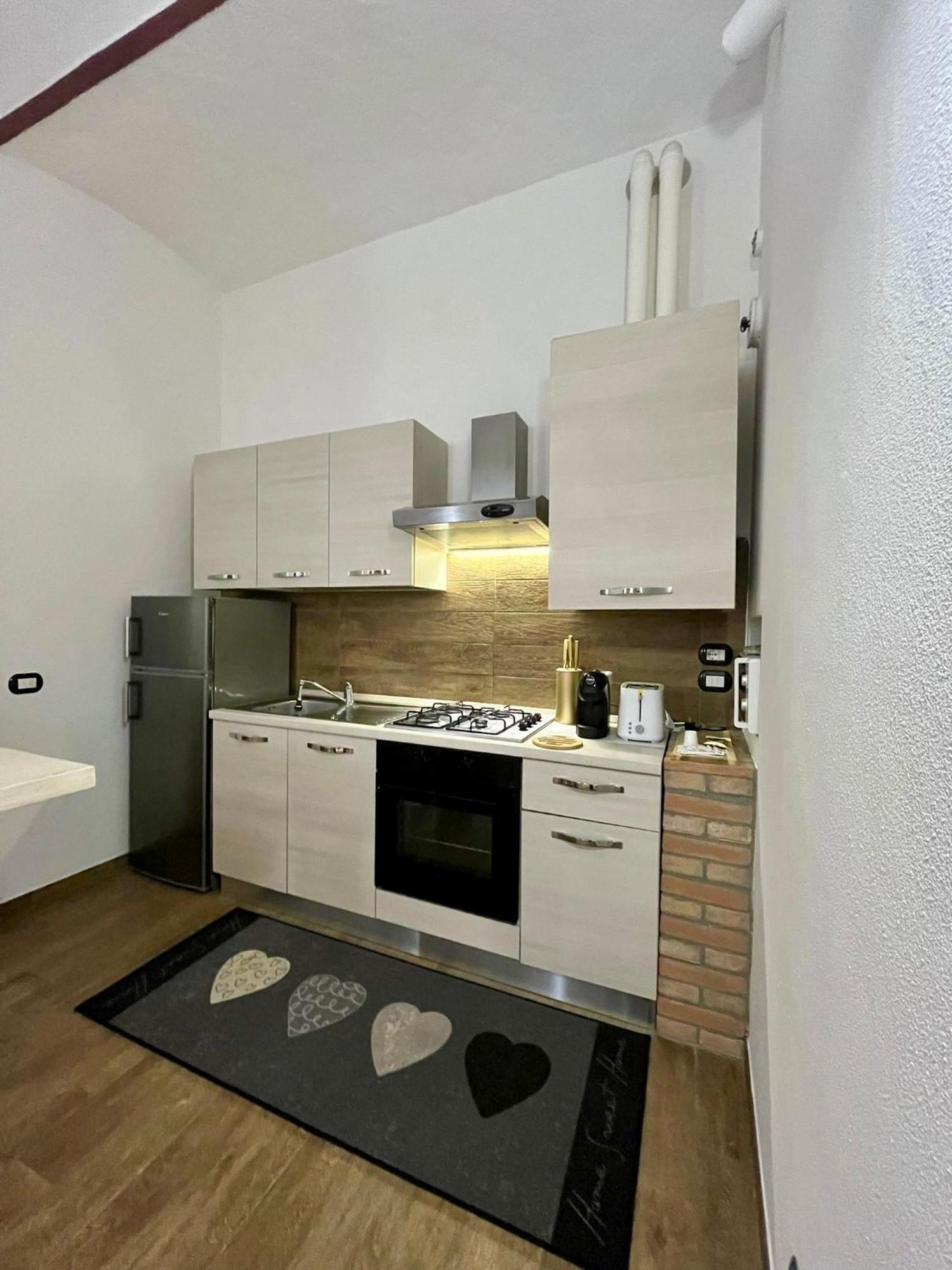Residenza Corrado By Almanova Residenze Lägenhet Mantova Exteriör bild